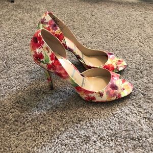 Elle size 10 heels